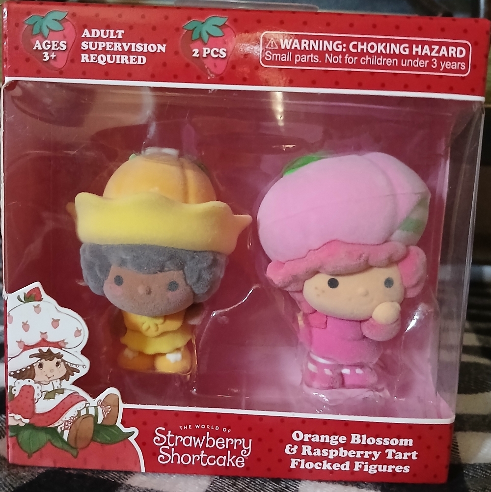 Strawberry Shortcake Flocked Figures